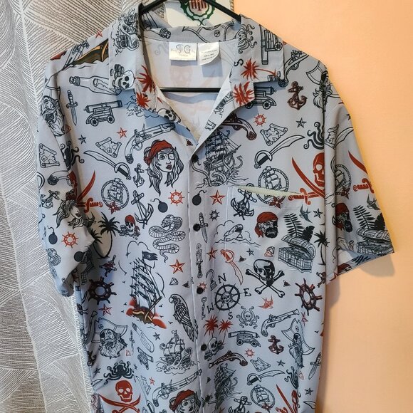 Pirate Print Men's Button Down Shirt NWOT - Picture 4 of 11